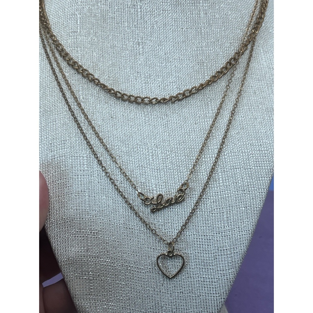gold-toned, triple-layered necklace Curb Chain Love & Heart Pendant